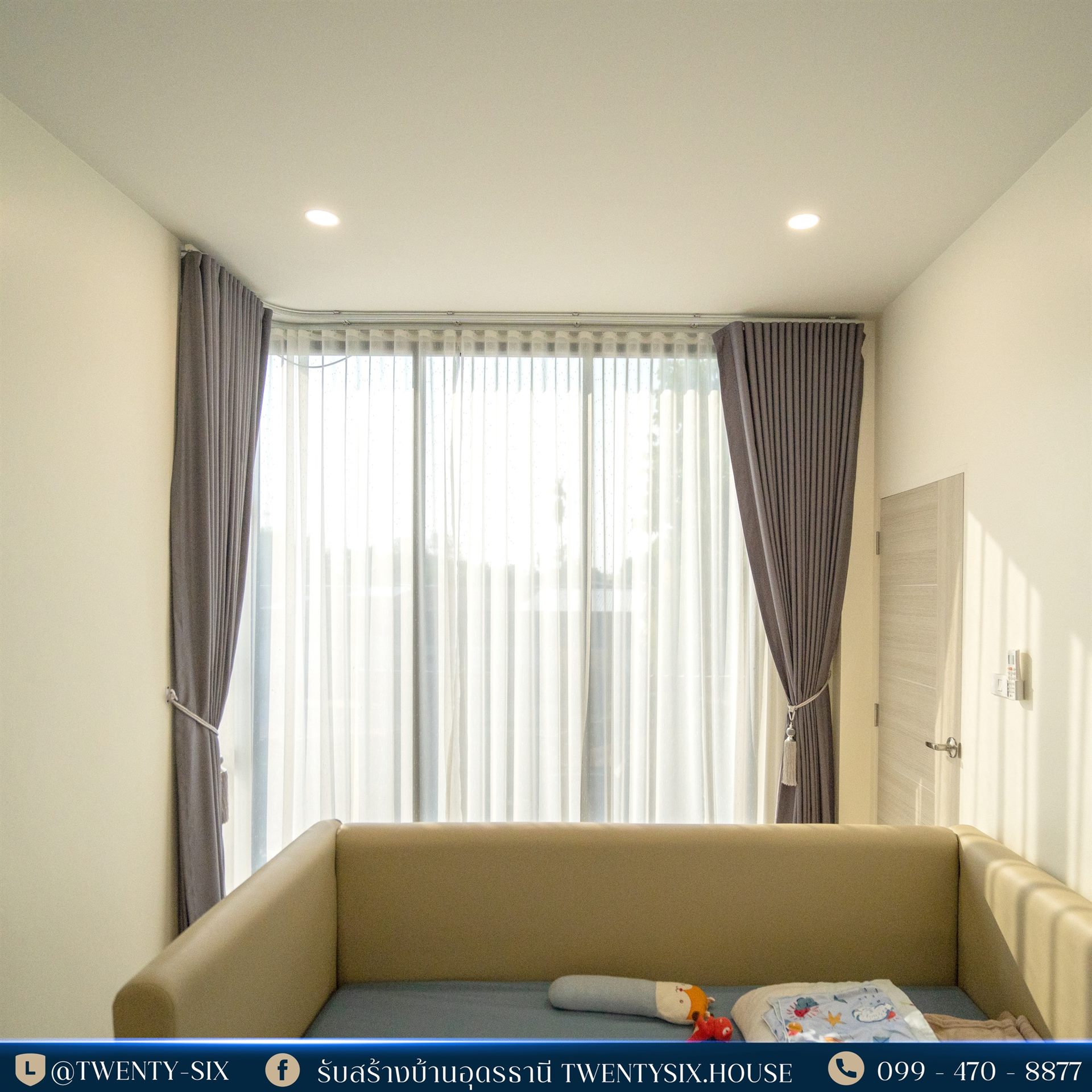 บ้านพักอาศัย 1 ชั้นครึ่ง Modern Style